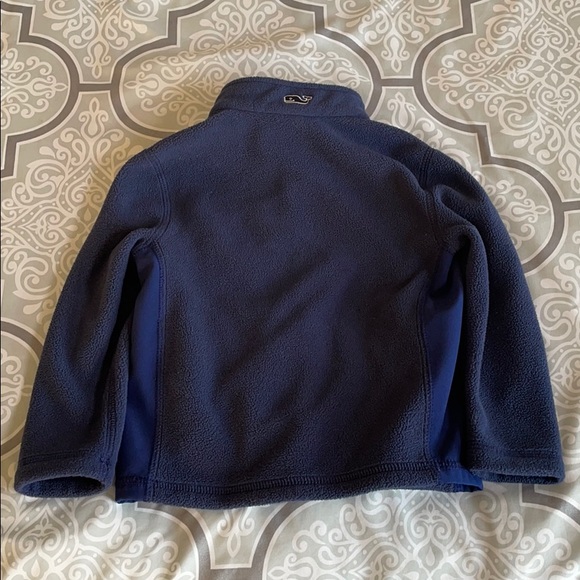 🐳 Toddler Vineyard Vines Fleece 🐳 - Picture 5 of 9